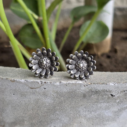 Naari Jewels Oxidized Germen Silver Daisy Flower Stud Earrings for Women | Vintage Floral Design | Lightweight Ethnic Jewelry