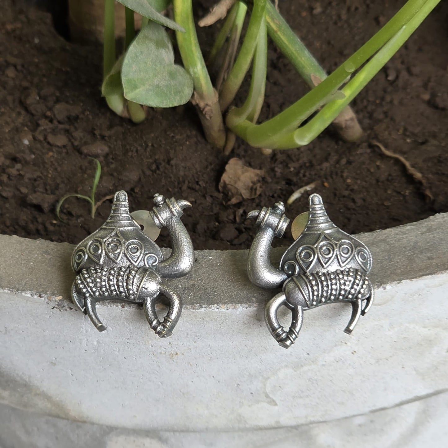 Naari Jewels Oxidized German Silver Camel Stud Earrings for Women